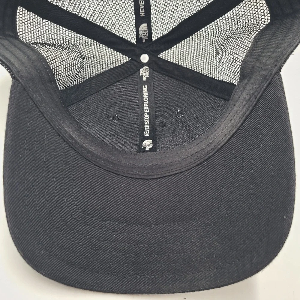 The North Face Hat Snapback Trucker Mesh Black Bear Mountain Yosemite Hike Men